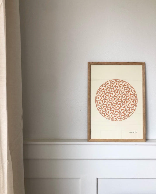 Nude/fersken på knækket hvid, 30x40cm.