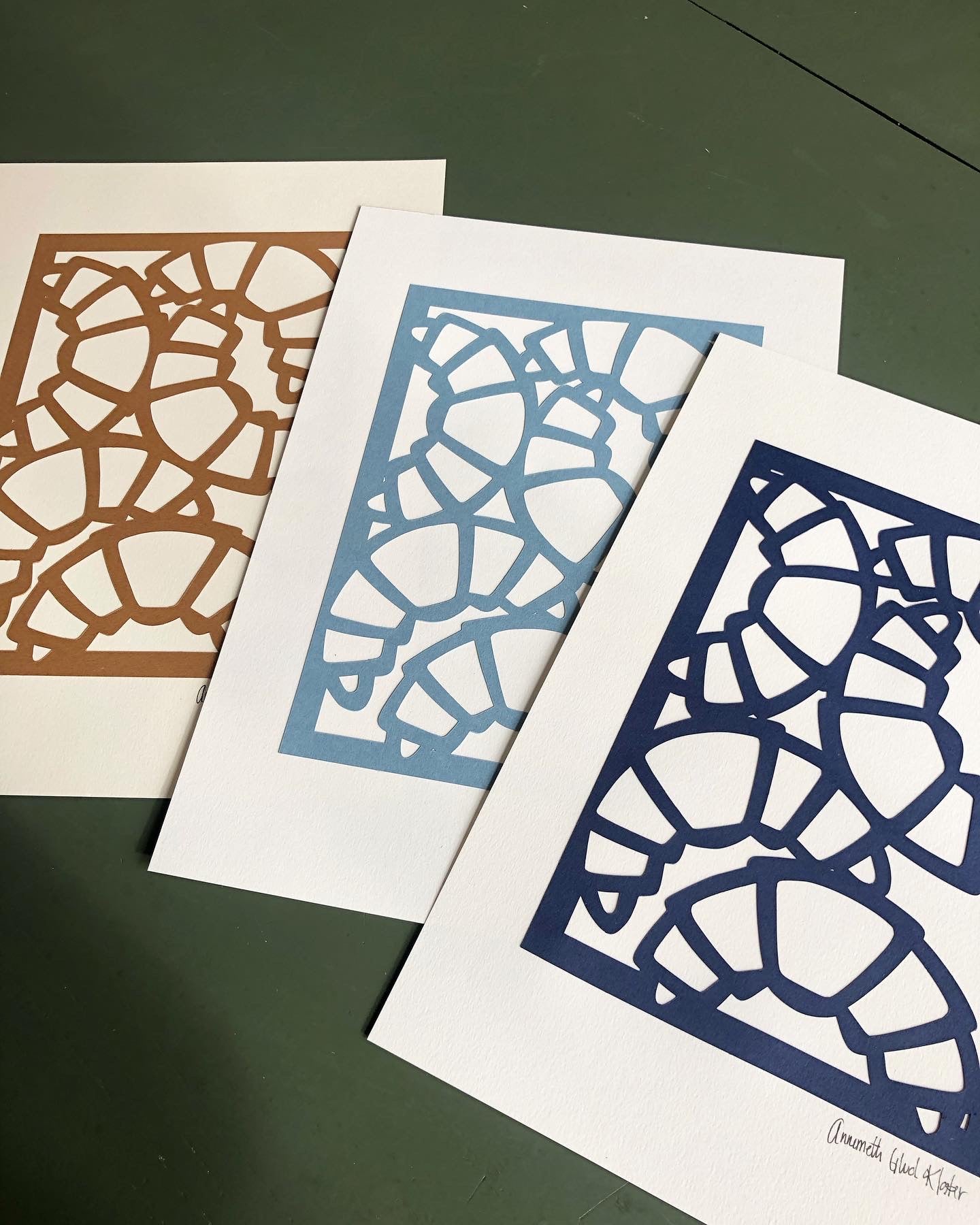 Croissanter i marineblå, A4