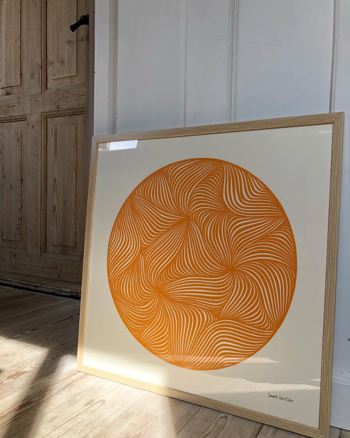 Orange på elfenben 50x50
