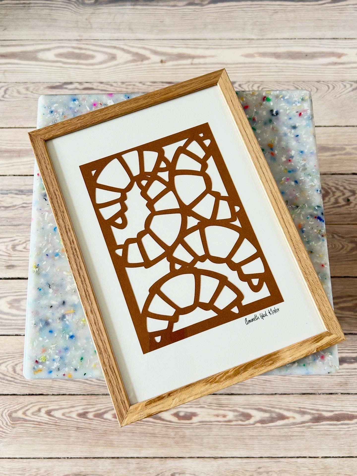 Caffelatte-farvede croissanter, A4🤎