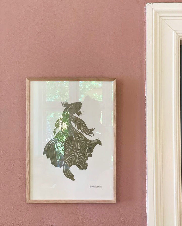 Støvet olivengrøn fisk, str. A3