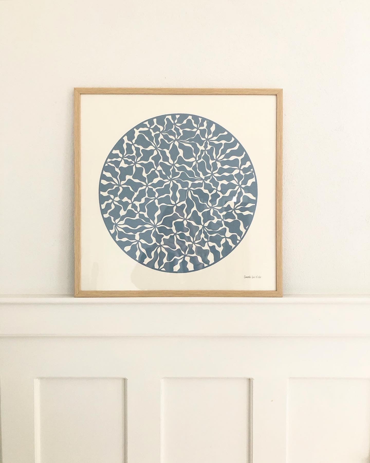 Organisk støvet blåt papercut, 50x50